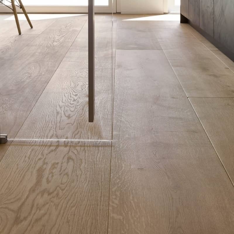 Parquet massif Chêne Vernis mat premier choix