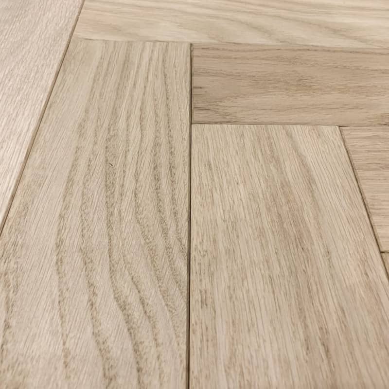 12 m² - Parquet en chêne contrecollé Premier - Bâton Rompu - Huilé incolore