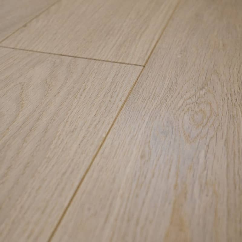 Parquet contrecollé chêne brut premier choix