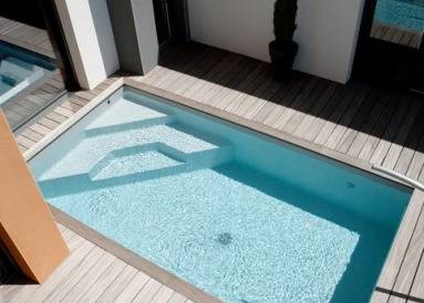 Du parquet pour votre piscine